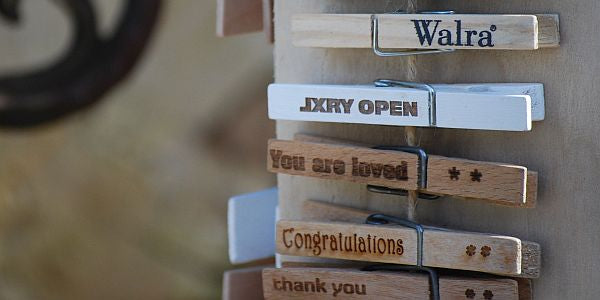 Gepersonaliseerde wasknijpers | Knijpertjes.nl